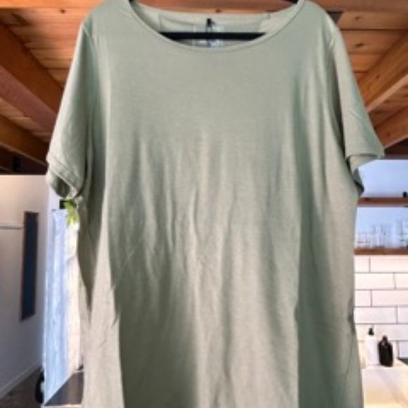 Universal Standard GAME Mia short sleeve t-shirt, 22/24, US L, NWT - Picture 1 of 1